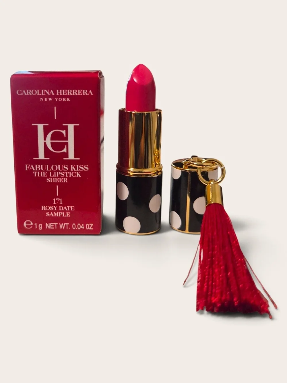 Carolina Herrera Fabulous Kiss Sheer Lipstick 